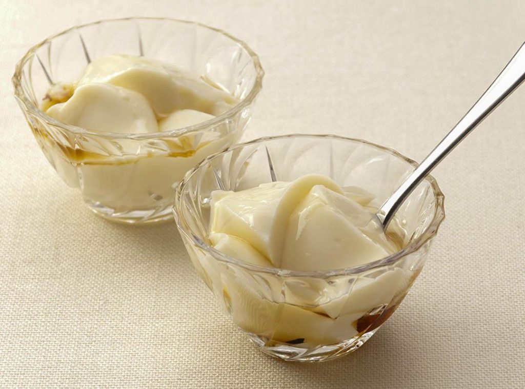 Black Tea Pudding with Apple Custard