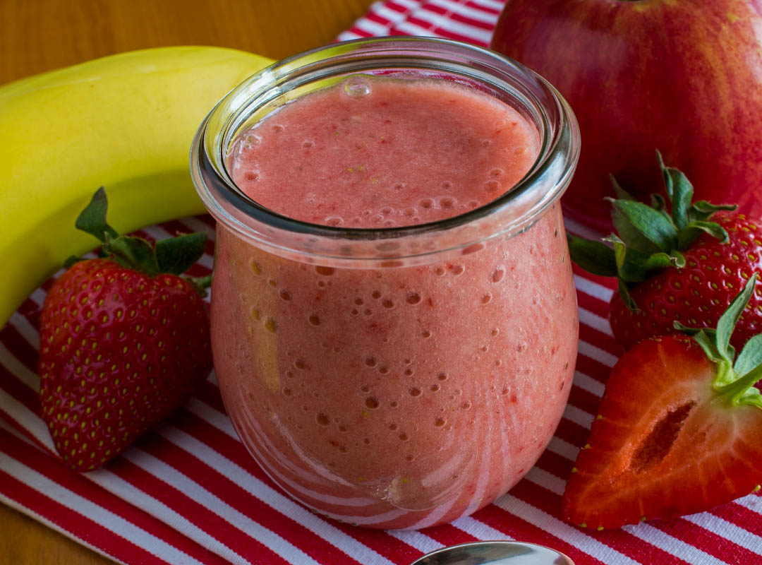 Apple Banana and Strawberry Custard Smoothie