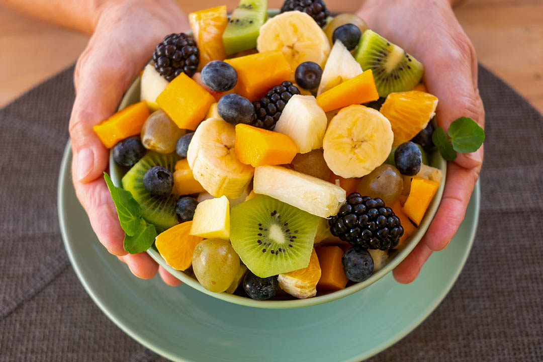 3 Diet Mistakes to Avoid - Fruit bowl